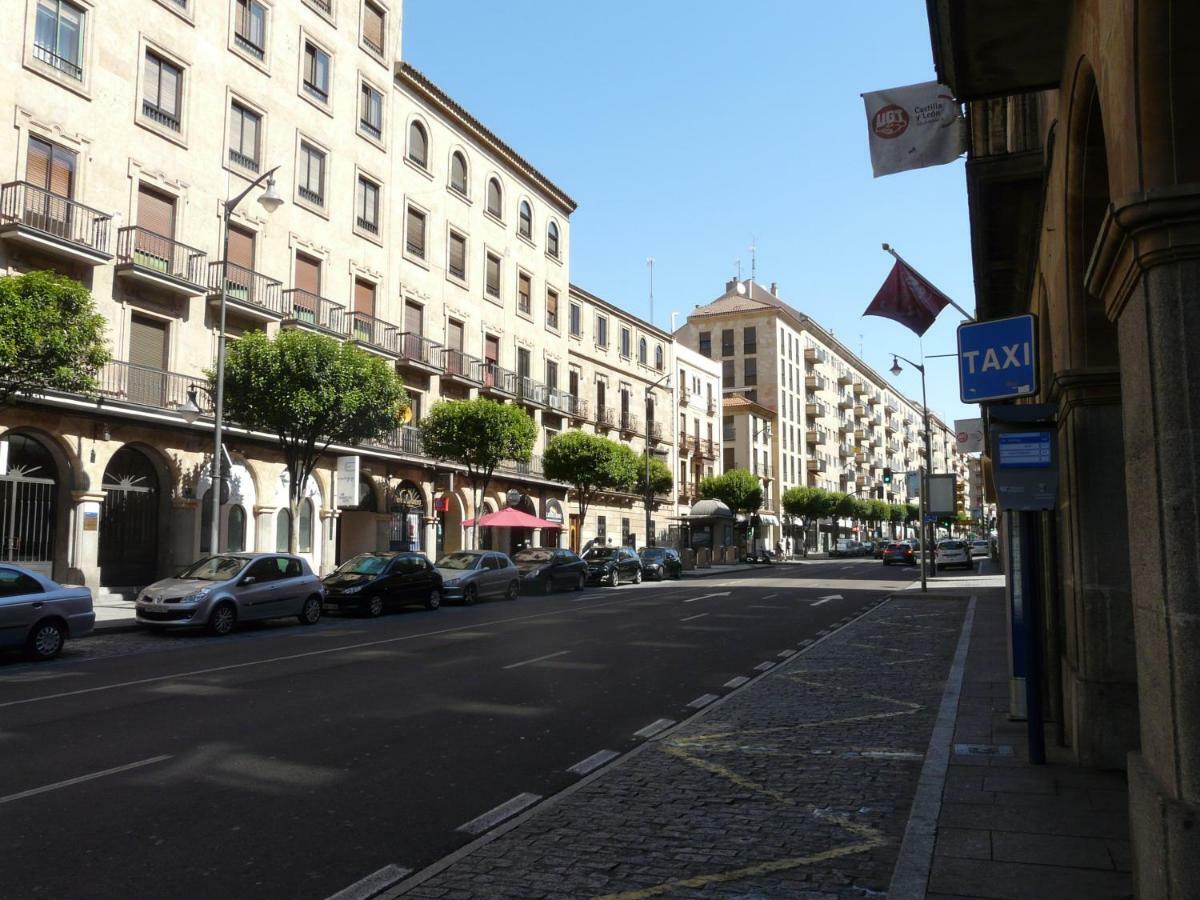 Apartamentos Gran Via Salamanca Exterior photo